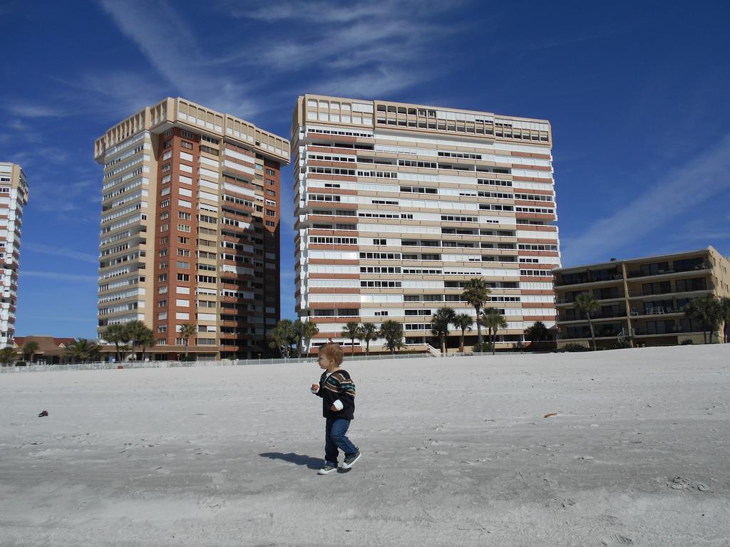 Boca Ciega Bay Apartment St. Pete Beach Esterno foto